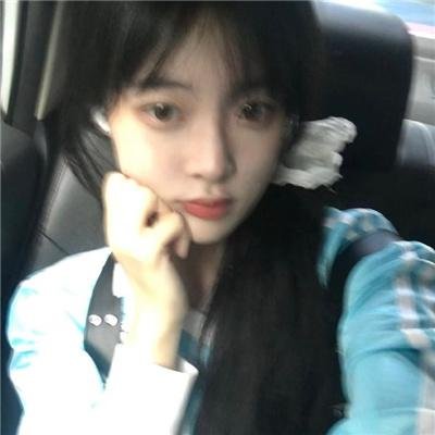 八个拔河女