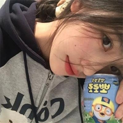 艾莉莎‧施莱辛格:战妆